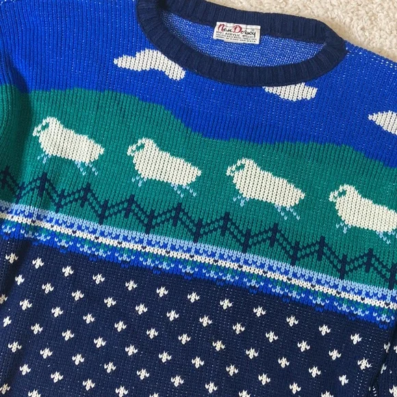 Vintage knit sweater sheep clouds pattern size large - Picture 9 of 11